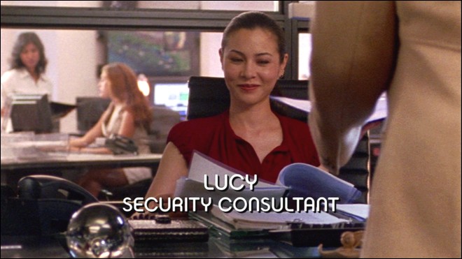 Lucy Chen, Burn Notice, épisode Agent trouble